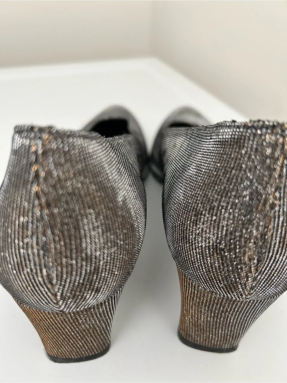 Stuart Weitzman Sparkly Silver Gold Heels Size 10N Narrow